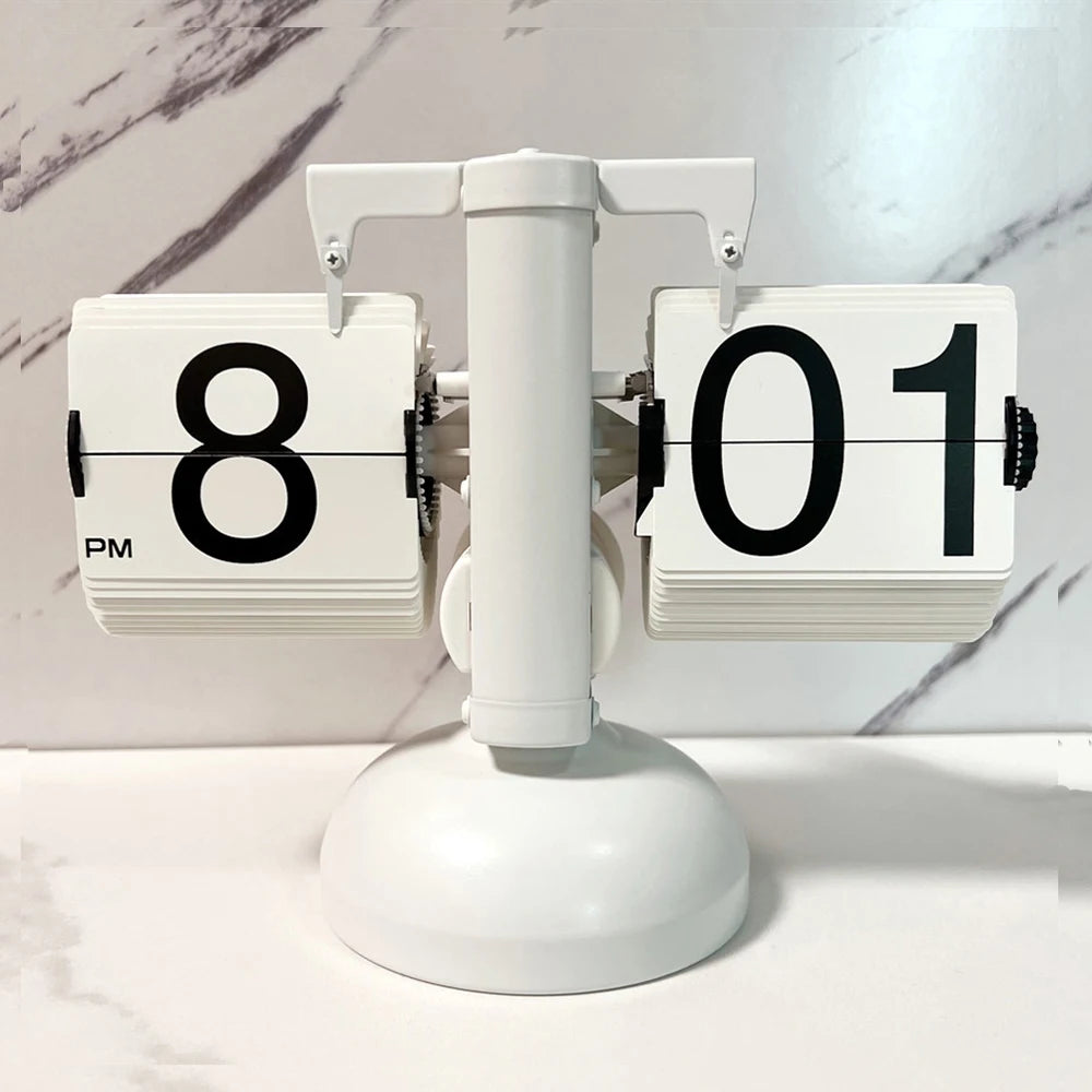 Automatically Page Turning Flipping Clock for Modern Home Office Decoration. Full of Sense of Technology